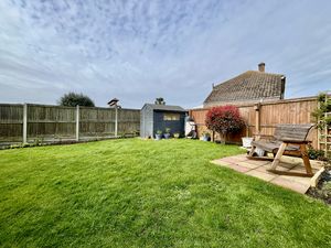 Photo 18- click for photo gallery